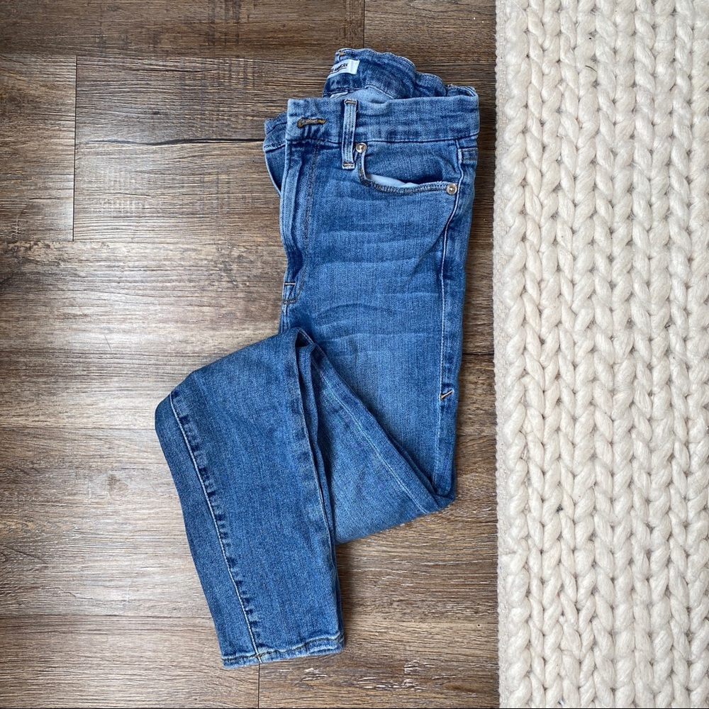 Good America Good Waist Ankle Length Skinny Jeans